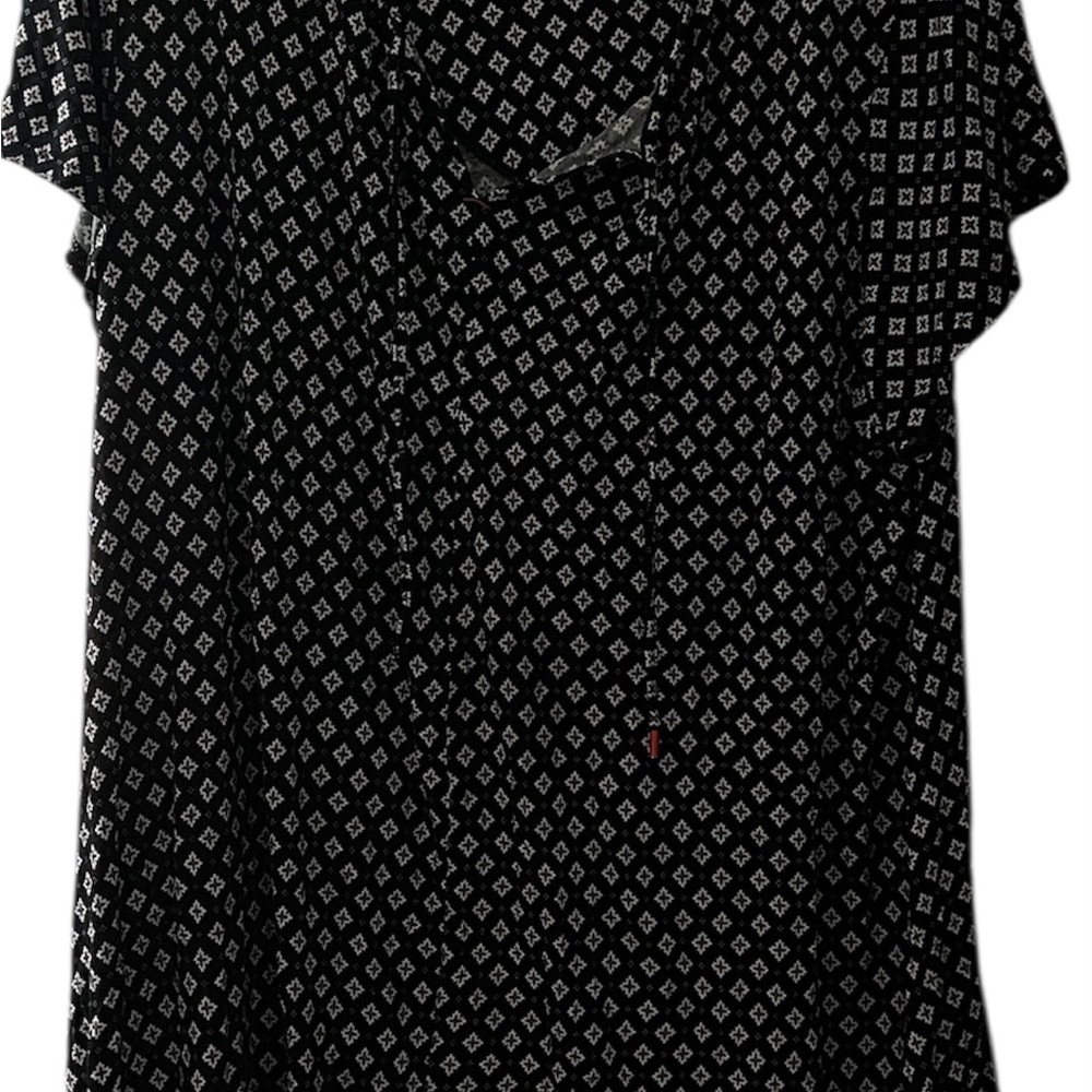 Anne Klein Black and White Shift Dress - Picture 3 of 4